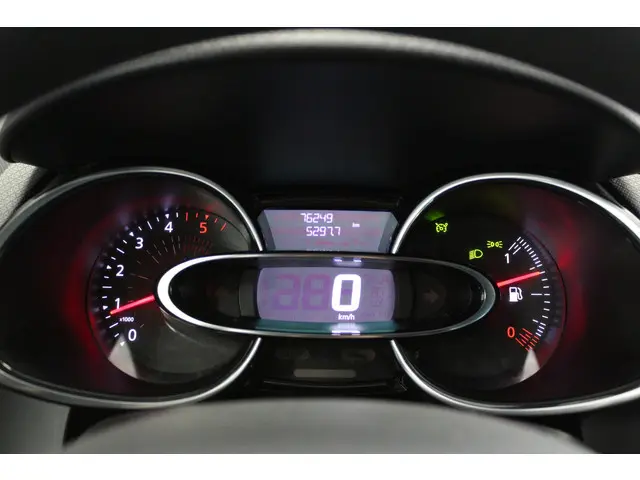 Renault Clio Estate 1.5 dCi Ecoleader 2017 Diesel 19