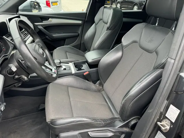 Audi Q5 2.0 TFSI quattro Sport S Line 2018 Benzine 17