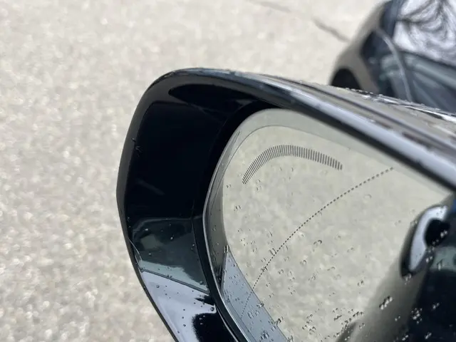 Volvo XC60 2.0 B4 R-Design 2021 Benzine 24