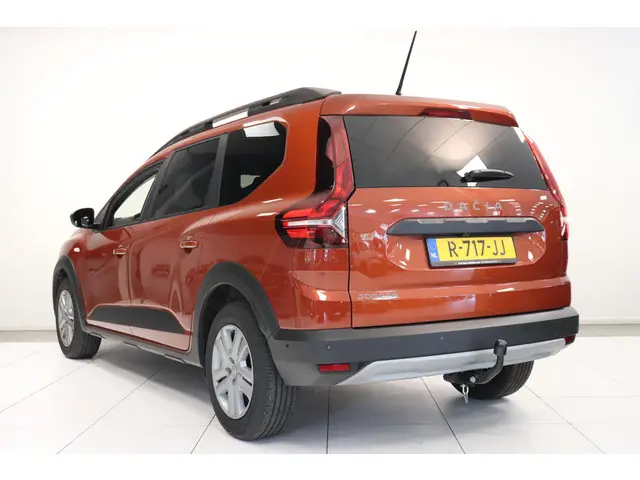 Dacia Jogger 1.0 TCe Comfort 5p. 2022 Benzine 8