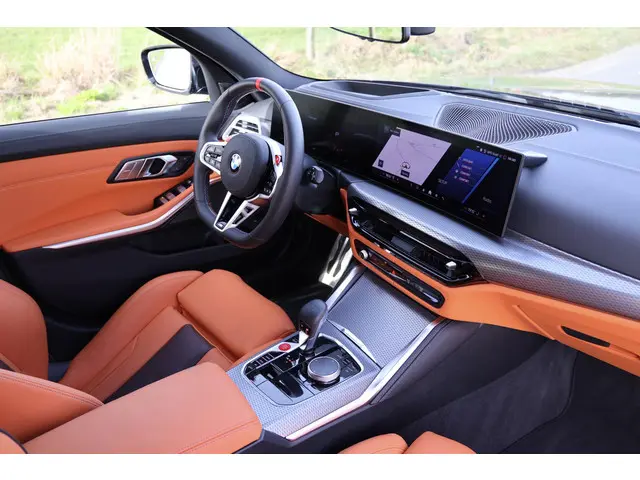 BMW M3 3-serie Touring xDrive Competition 2025 Benzine 21
