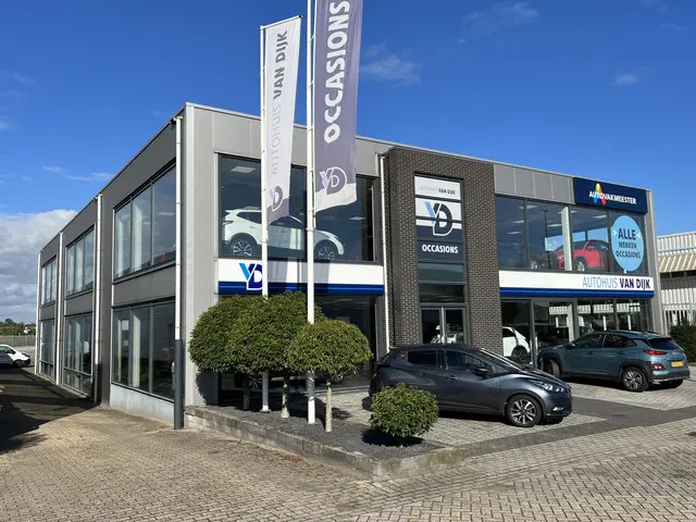Nissan QASHQAI 1.3 MHEV Tekna 2023 Benzine 88