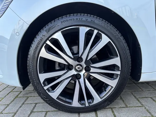 Renault Clio 1.0 TCe Initiale Paris 2021 Benzine 25