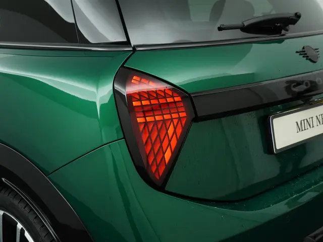 MINI 3-Deurs Cooper C 2025 Benzine 26