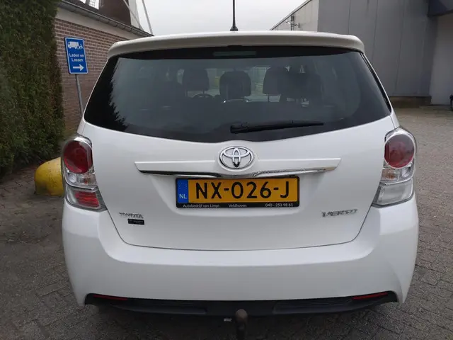 Toyota Verso 1.6 VVT-i Comfort 2015 Benzine 5
