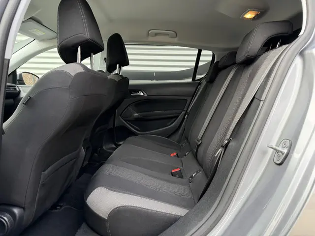 Peugeot 308 1.2 PureTech Style 2017 Benzine 11