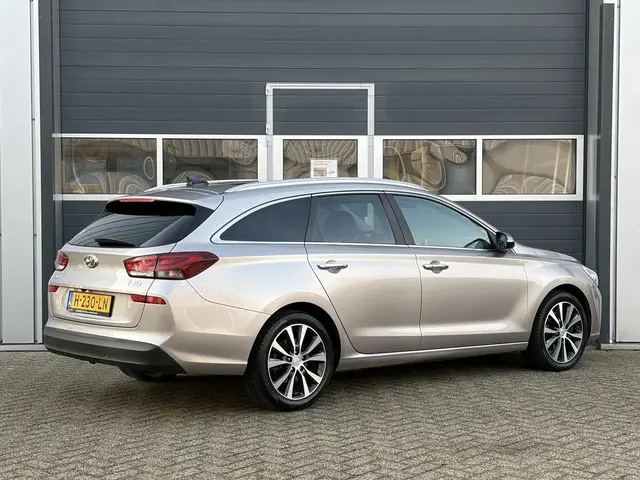 Hyundai i30 Wagon 1.4 T-GDI Comfort 2018 Benzine 7