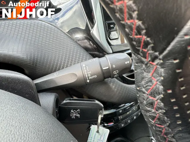Peugeot 2008 1.2 PureTech GT-line 2018 Benzine 16