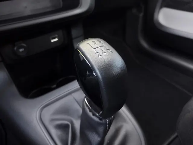 Citroën C3 1.2 PureTech Plus 2024 Benzine 15