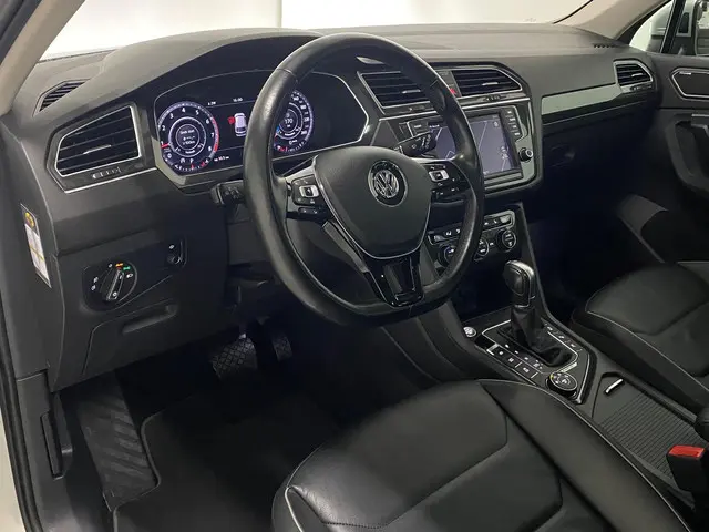 Volkswagen Tiguan 2.0 TSI 4Motion Highline 2016 Benzine 22
