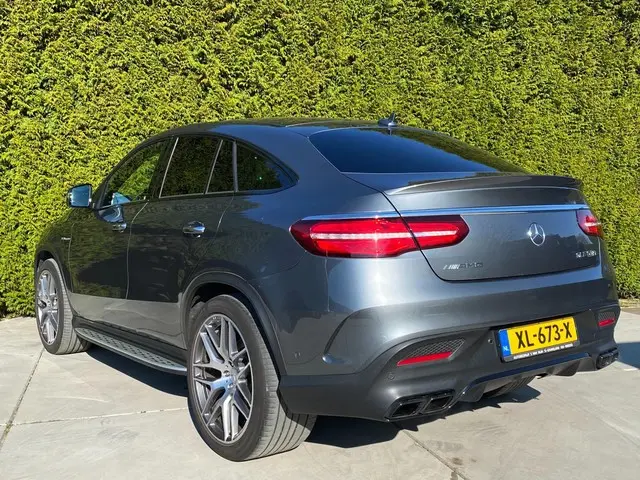 Mercedes-Benz GLE 3