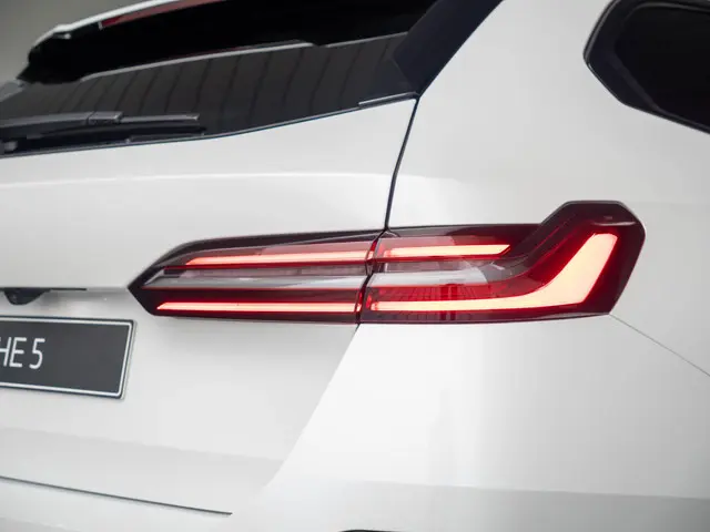 BMW 5 Serie Touring 520i 2026 Benzine 23