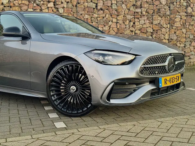 Mercedes-Benz C-Klasse 200 AMG Line 2021 Hybride Benzine 5