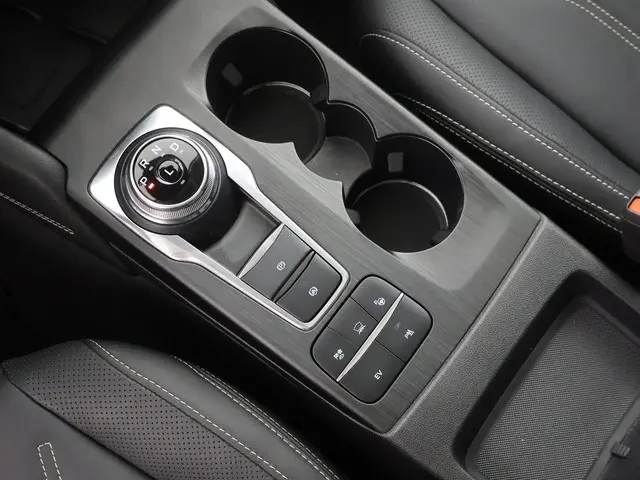 Ford Kuga 2.5 PHEV 225PK Vignale 2022 Hybride Benzine 34