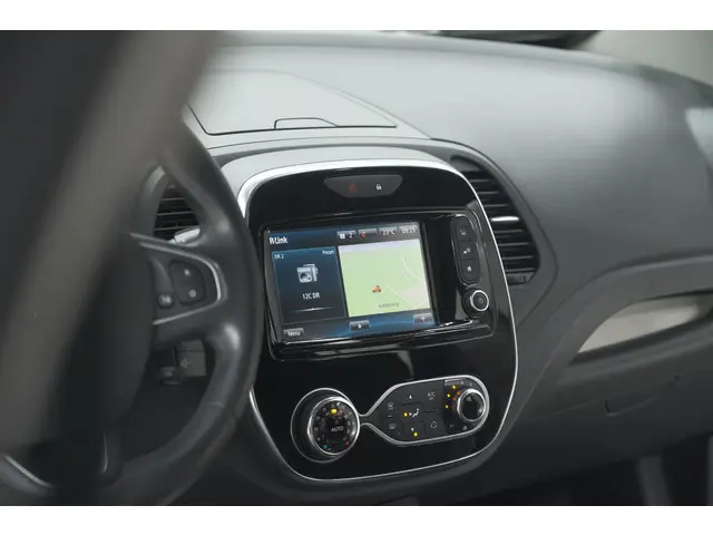 Renault Captur TCe 90 Intens 2017 Benzine 44