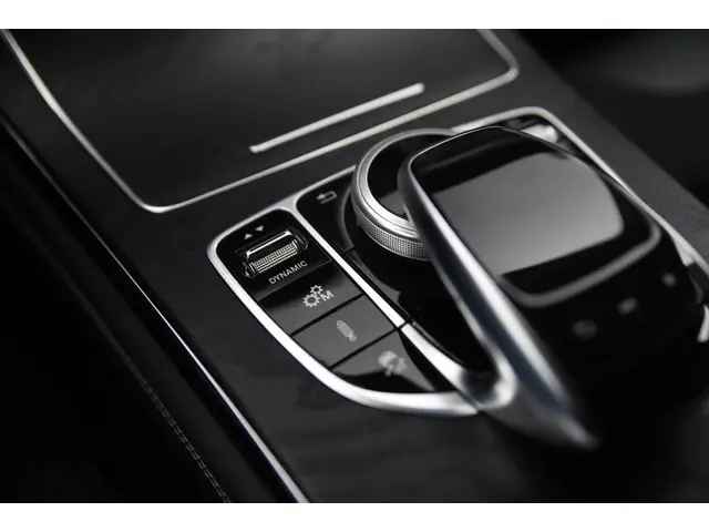 Mercedes-Benz GLC AMG 63 S 4MATIC+ 2018 Benzine 36