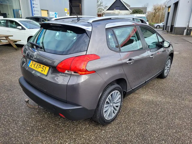 Peugeot 2008 1.2 VTi Active 2013 Benzine 6