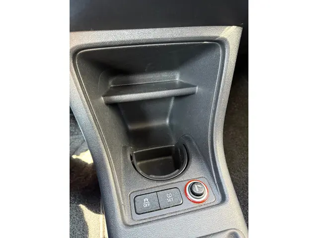 Volkswagen up! 1.0 move up! BlueMotion 2016 Benzine 32
