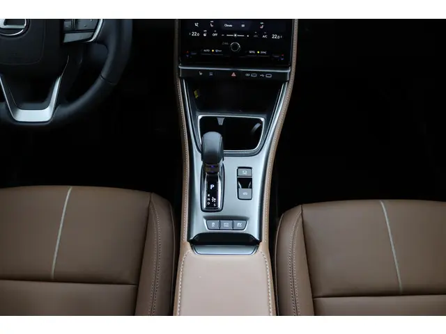 Lexus LBX Relax 2WD 2026 Hybride Benzine 26