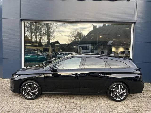 Peugeot 308 SW 1.2 Turbo 130 PK Allure 2024 Benzine 23