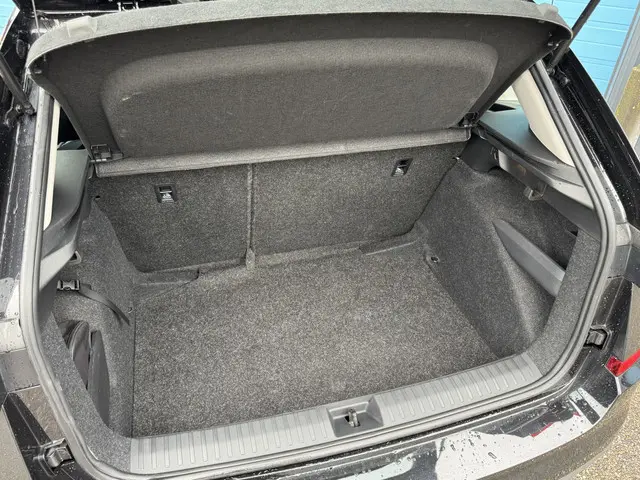 Škoda Kamiq 1.0 TSI Active 2024 Benzine 13