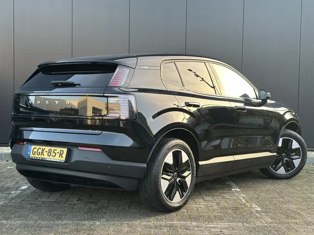 Volvo EX30 Single Motor Plus 51 kWh 2024 Elektrisch 4