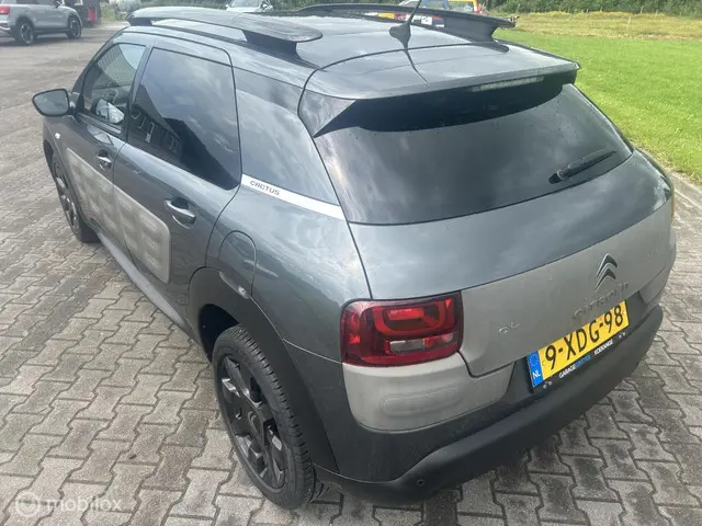 Citroën C4 Cactus 1.2 e-VTi Shine 2014 Benzine