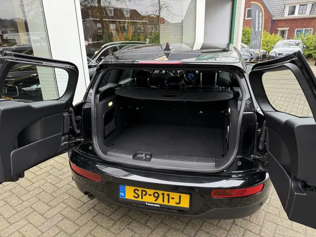 MINI Clubman 1.5 D Business Edition 2018 Diesel 29