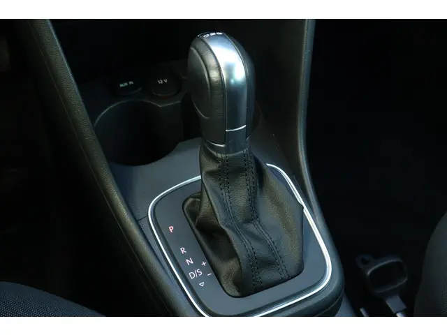 Volkswagen Polo 1.2 TSI Comfortline 2015 Benzine 28