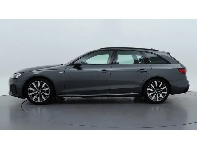 Audi A4 Avant 40 TFSI 204Pk S Edition 2022 Benzine 8