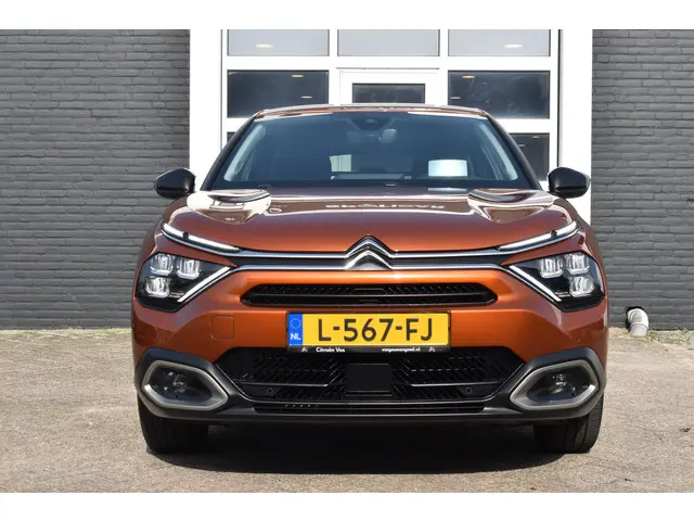 Citroën C4 Puretech EAT8 Business Plus 2021 Benzine 35