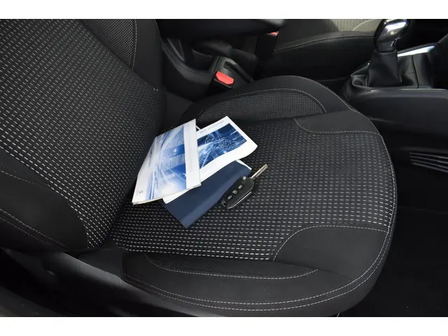 Peugeot 208 1.5 BlueHDi Blue Lease Allure 2019 Diesel 11