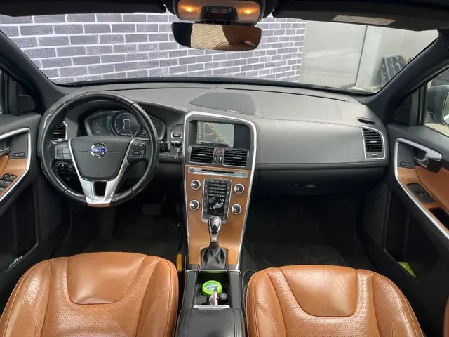 Volvo XC60 2.0 D4 FWD Summum 2016 Diesel 4