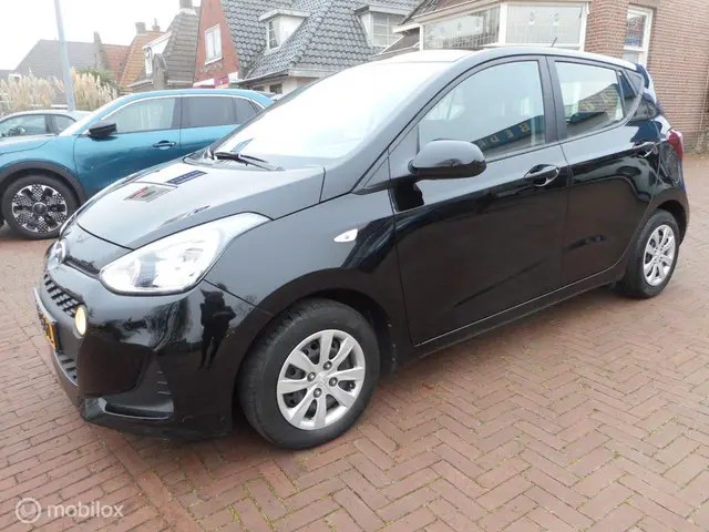 Hyundai i10 1.0i Comfort 5p. TREKHAAK 2019 Benzine 2