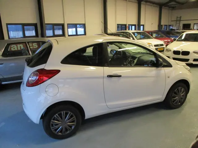 Ford Ka 1.2 Limited start/stop 2013 Benzine 3