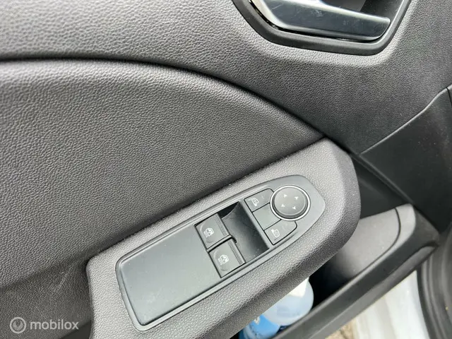 Renault Clio 1.0 TCe Zen 2020 Benzine 12