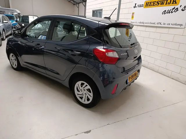 Hyundai i10 1.0 Comfort 2022 Benzine 8