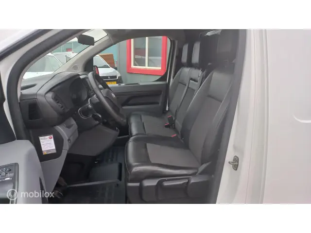 Toyota ProAce Worker 2.0 D-4D Professional 2020 Diesel 9