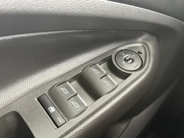 Ford Kuga 1.5 Titanium 2014 Benzine 30