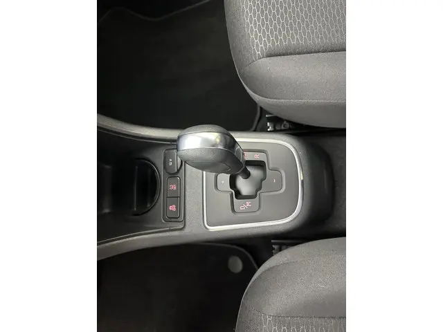 SEAT Mii 1.0 Style Sport 2015 Benzine 8