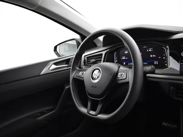 Volkswagen Polo 1.0 Tsi 95pk DSG Highline 2021 Benzine 13