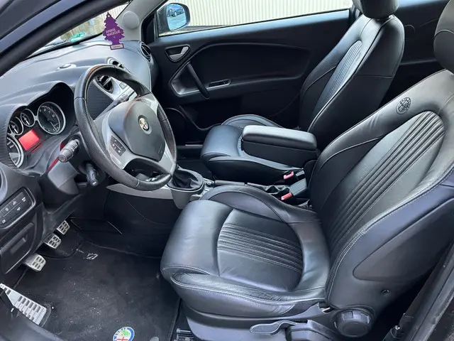 Alfa Romeo MiTo 0.9 TwinAir Distinct 2013 Benzine 6