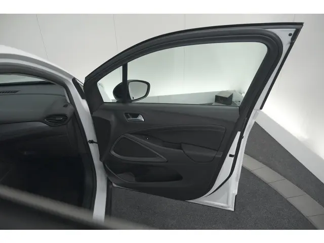 Opel Crossland Turbo 130 AT6 Elegance 2024 Benzine 61