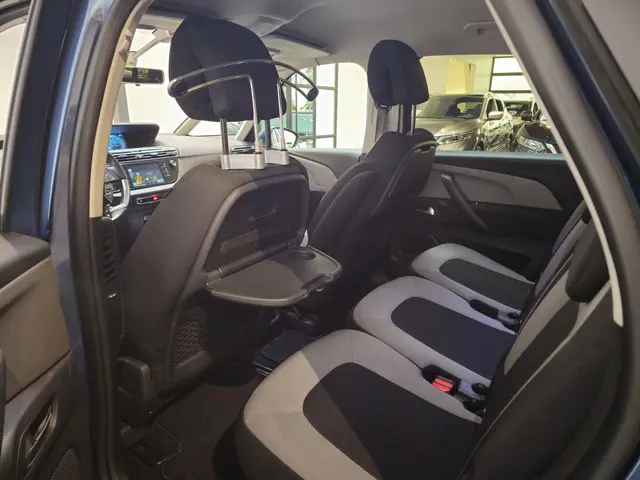 Citroën C4 Picasso 1.2 PureTech Intensive 2016 Benzine 16