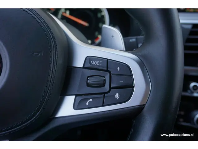 BMW X3 xDrive20i High Executive 2019 Benzine 16