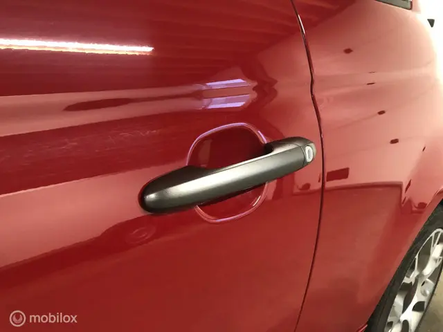 Fiat 500 0.9 TwinAir Turbo Lounge 2016 Benzine 10