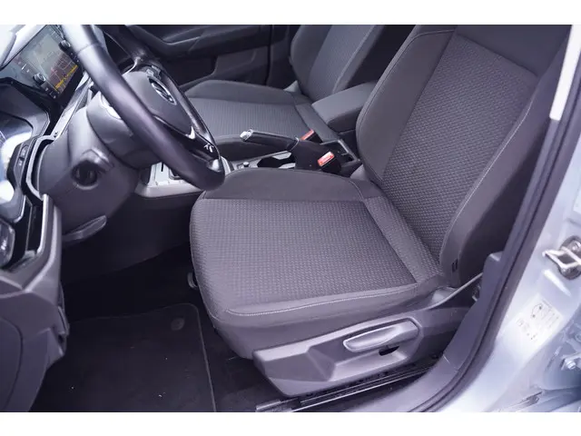 Volkswagen Polo 1.0 TSI Comfortline 2021 Benzine 26