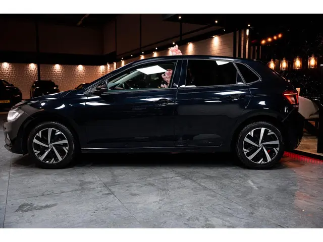Volkswagen Polo 1.0 TSI BEATS|PANO|AUT| 2019 Benzine 4