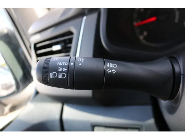 Renault Trafic 2.0 dCi 110pk Airco 2023 Diesel 22