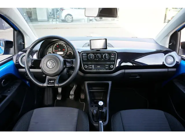 Volkswagen up! 1.0 up! Edition BlueMotion 2014 Benzine 3
